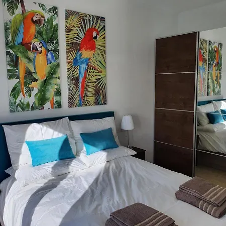 Montana Lanzarote - Large Private Pool - Sleeps 10 *